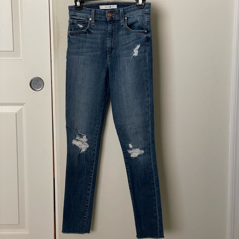 Joe’s High Rise Distressed Skinny Jeans, Size 26